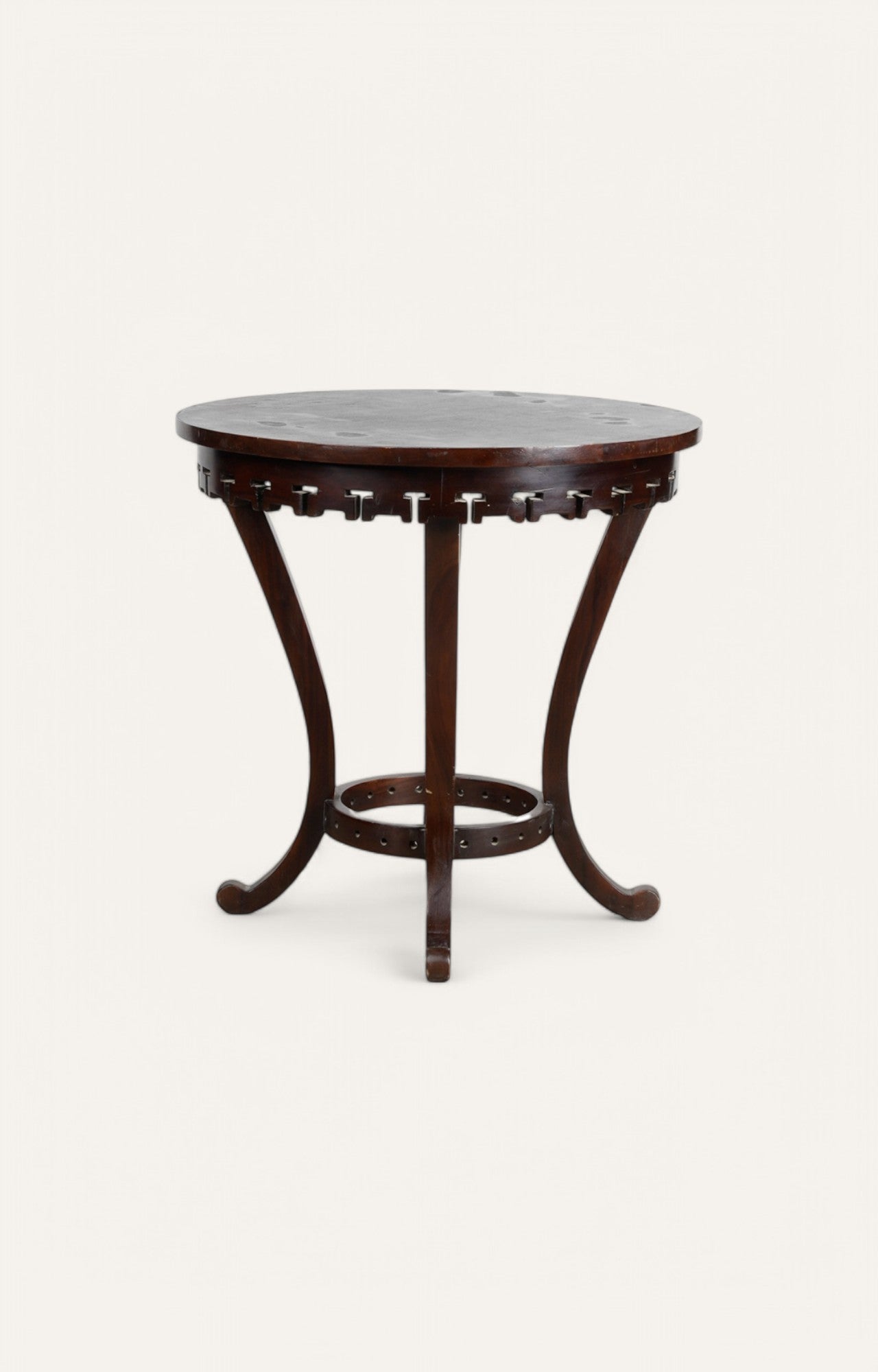 Traditional Round Side Table