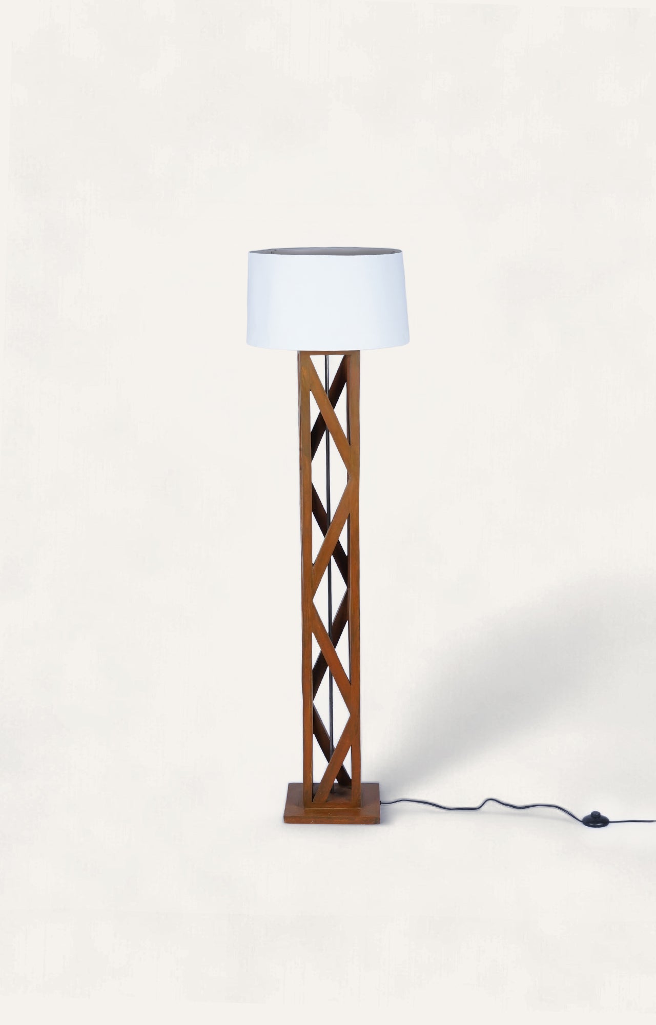 Criss Cross Floor Lamp