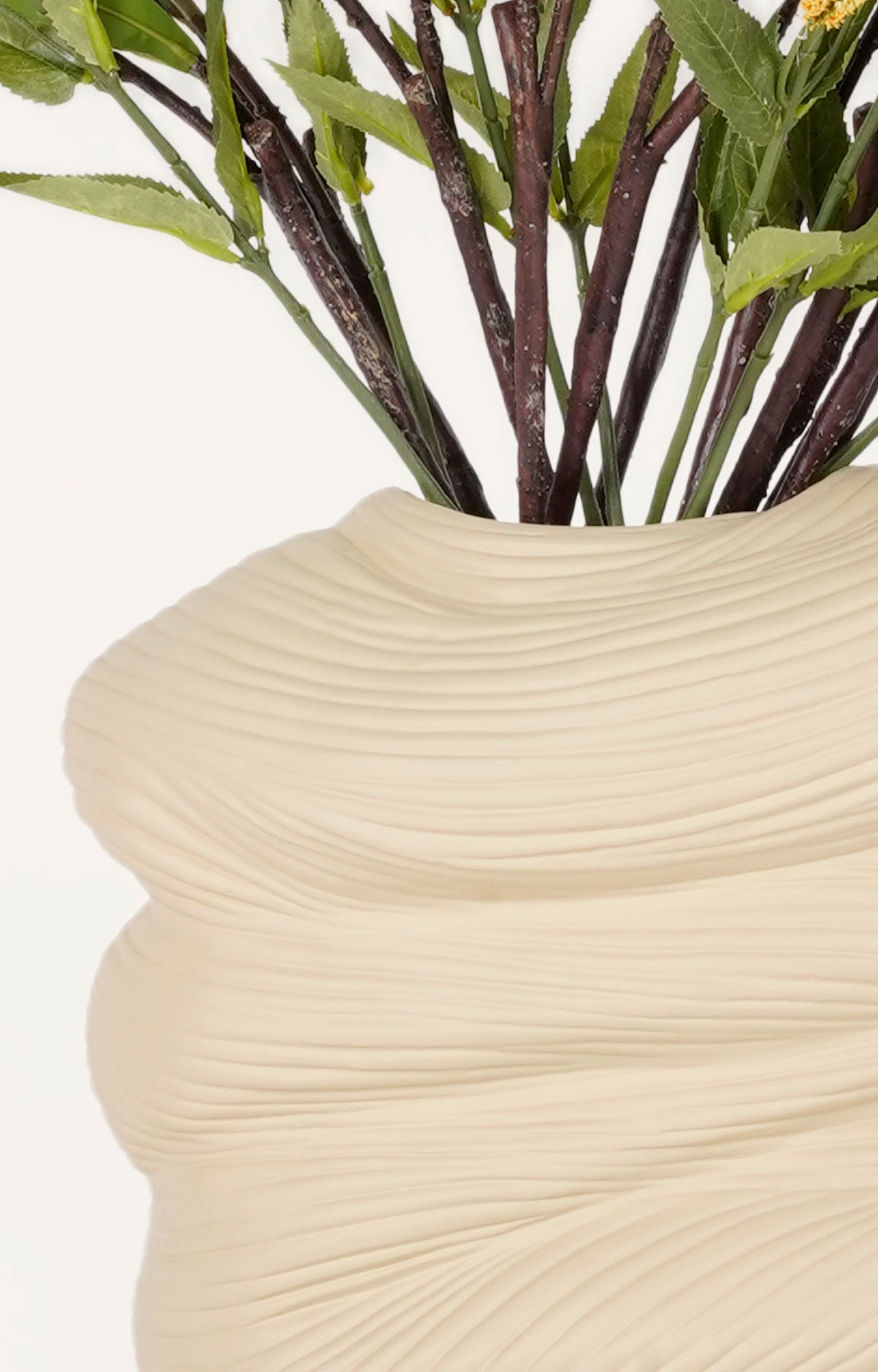 Swirl Texture Resin Planter – Ivory