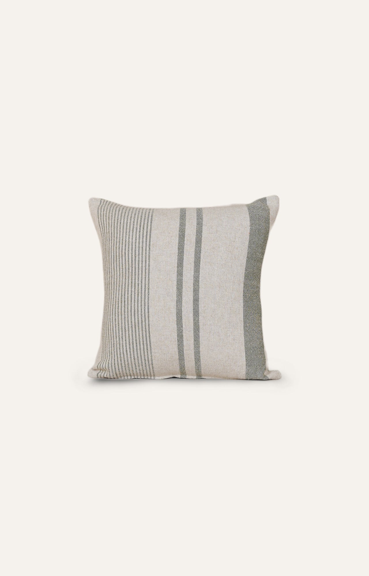 Bold and Beautiful: Linen Cushion Cover
