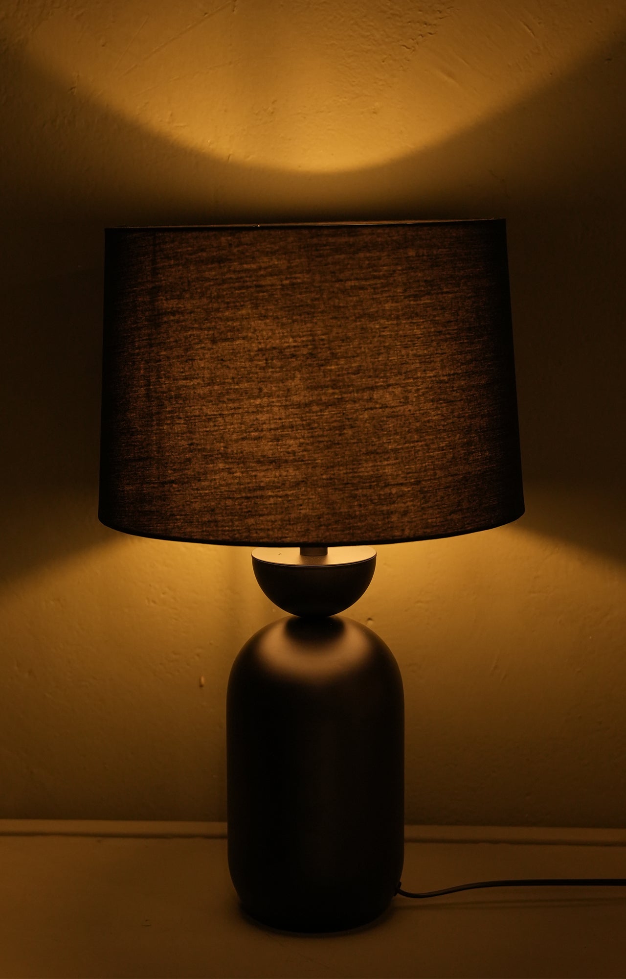 Modern Matte Black Capsule Table Lamp