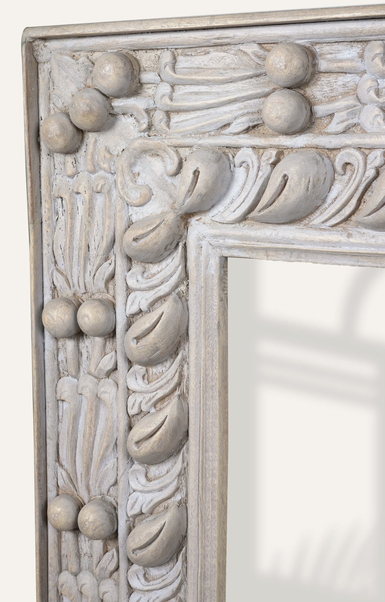 Leaf inspired Mirror