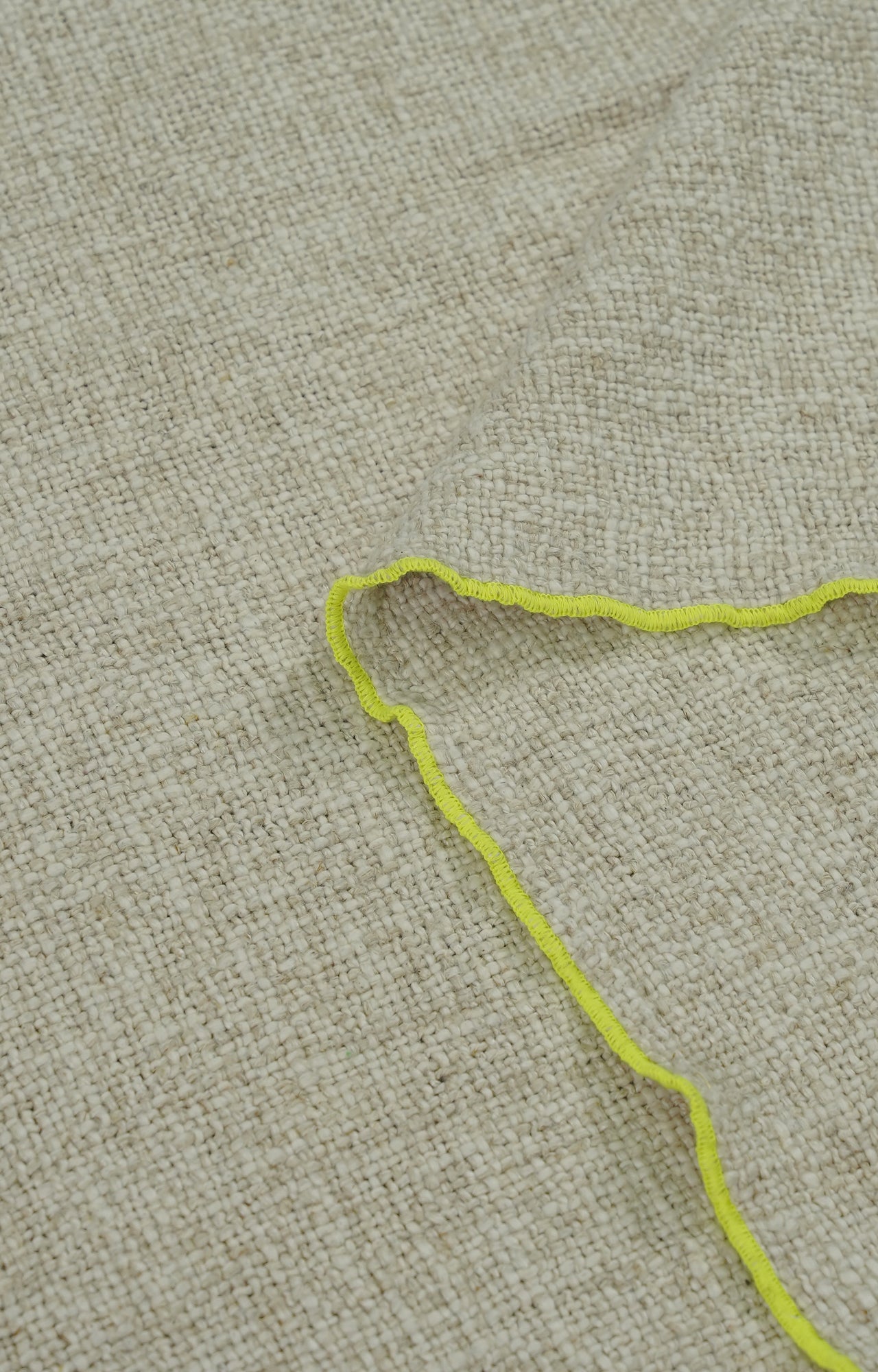 Handwoven Ivory Vielle Throw with Piping