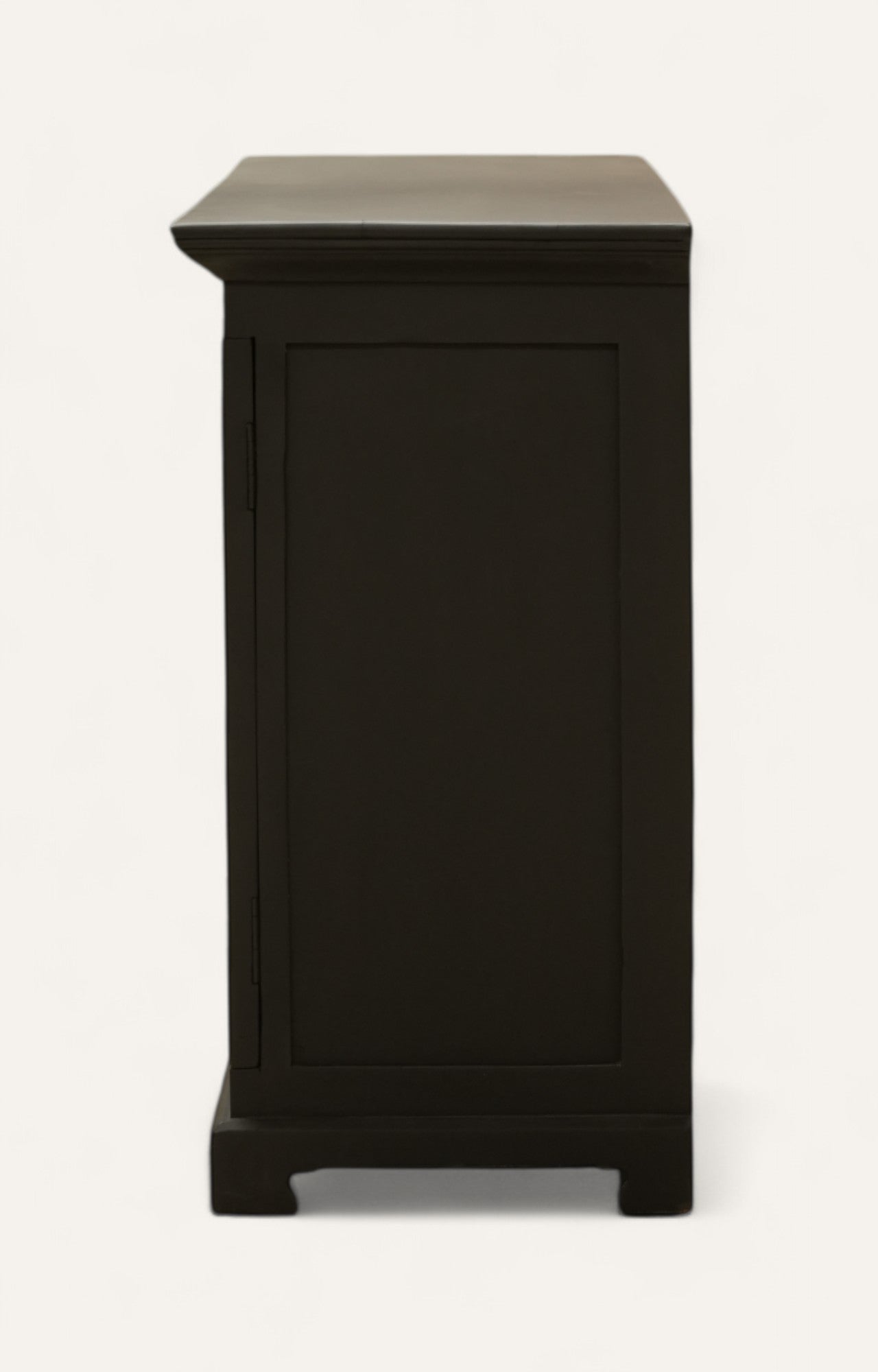 Scalloped Sideboard with Glass Shutter