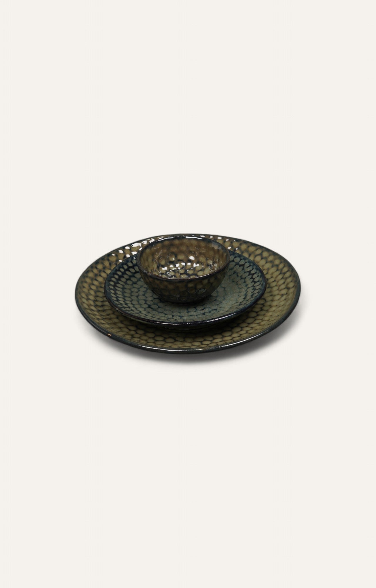 Textured Honeycomb Ceramic Side Plate