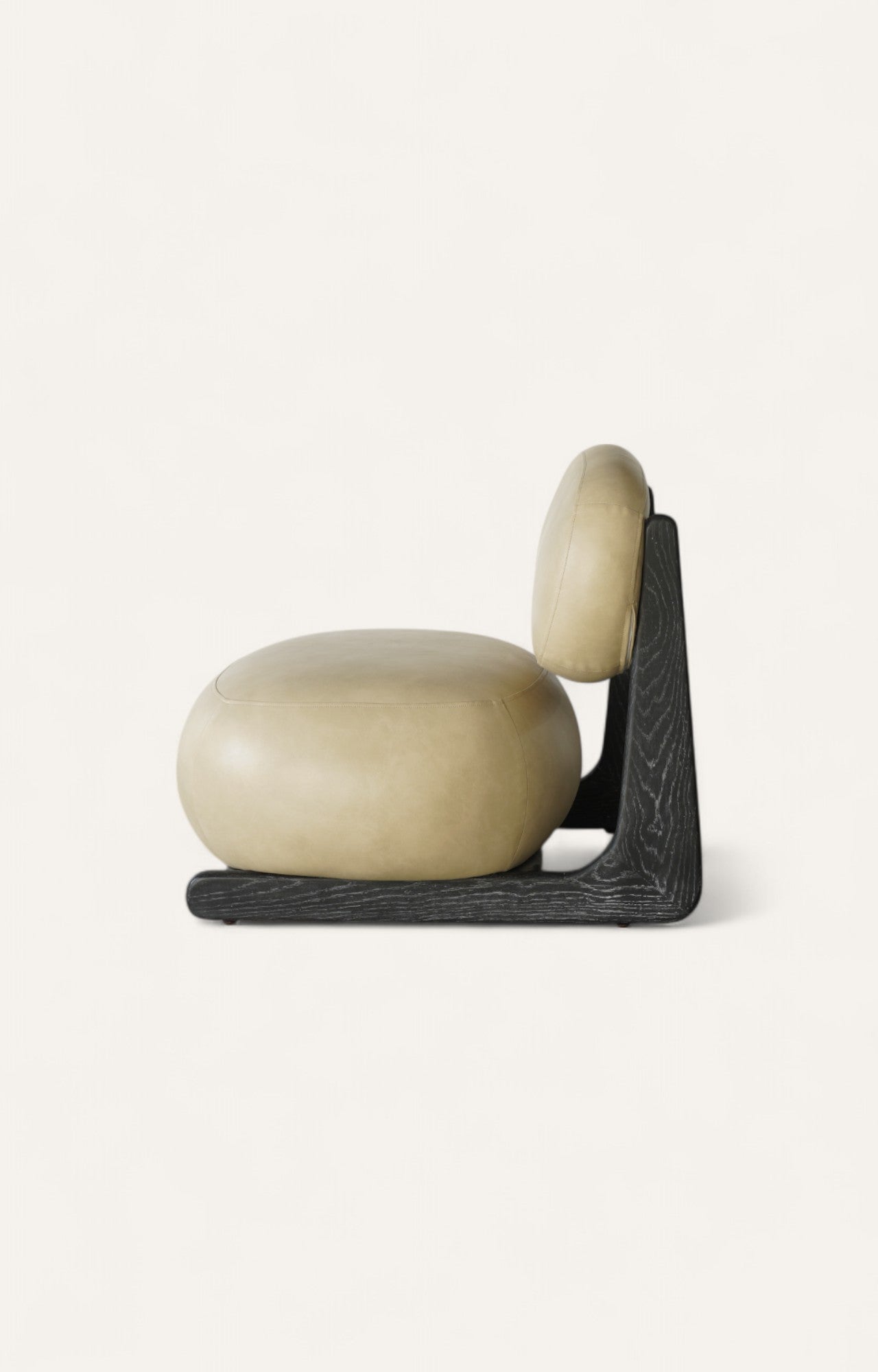 Luxury Accent Armchair in Leatherette