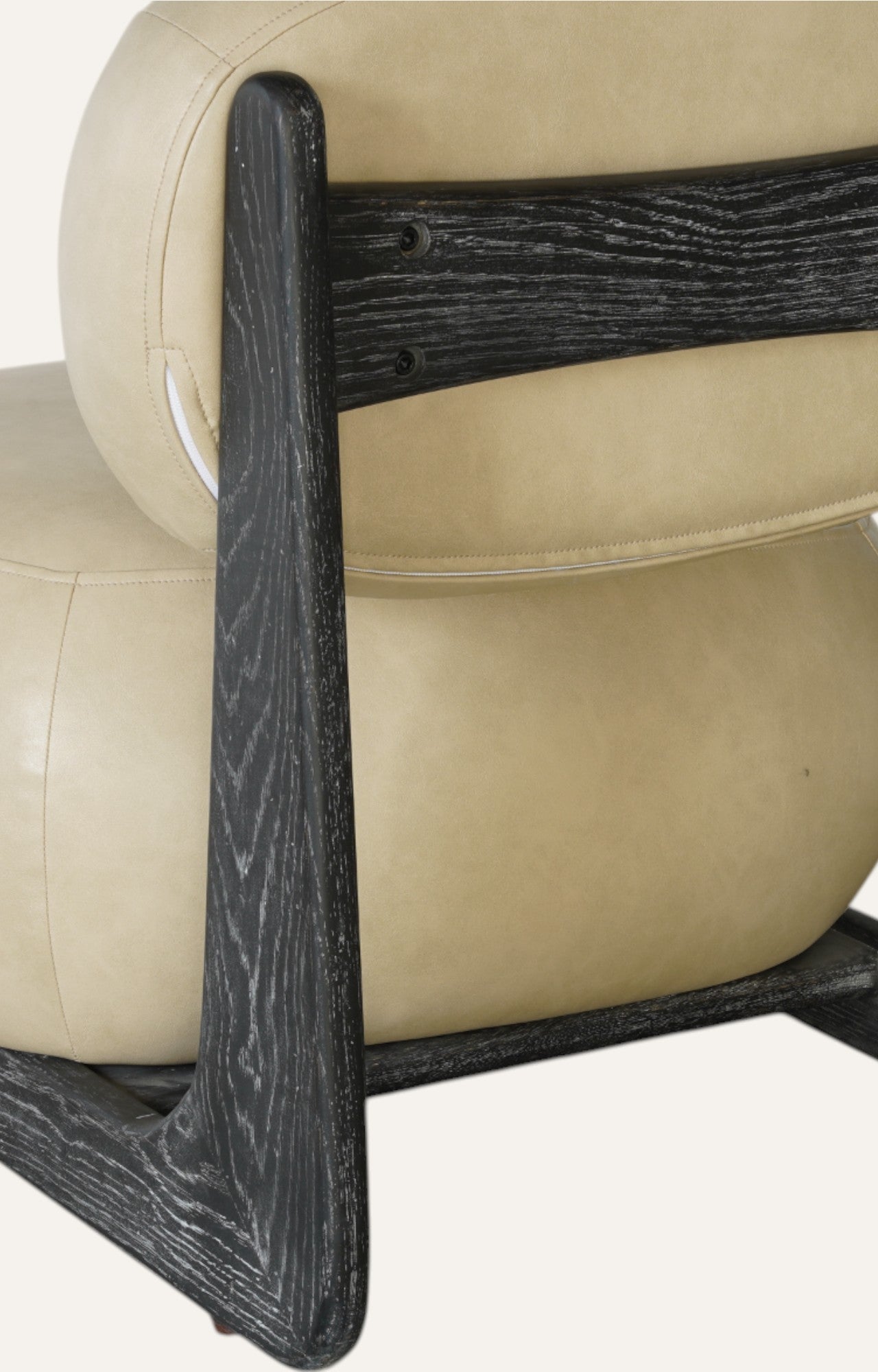 Luxury Accent Armchair in Leatherette