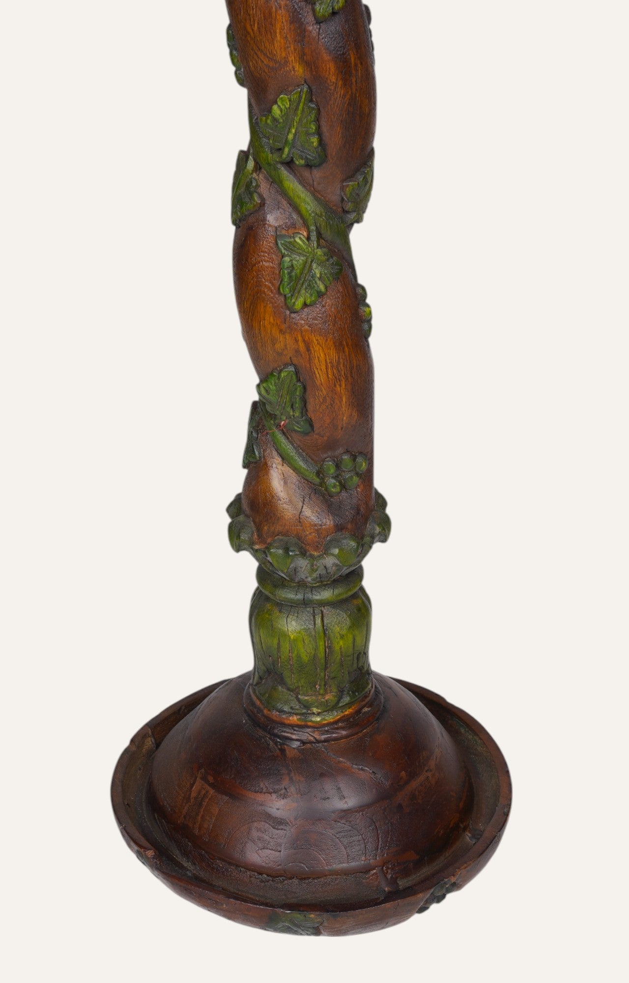 Verdant Vine Wooden Coat Hanger