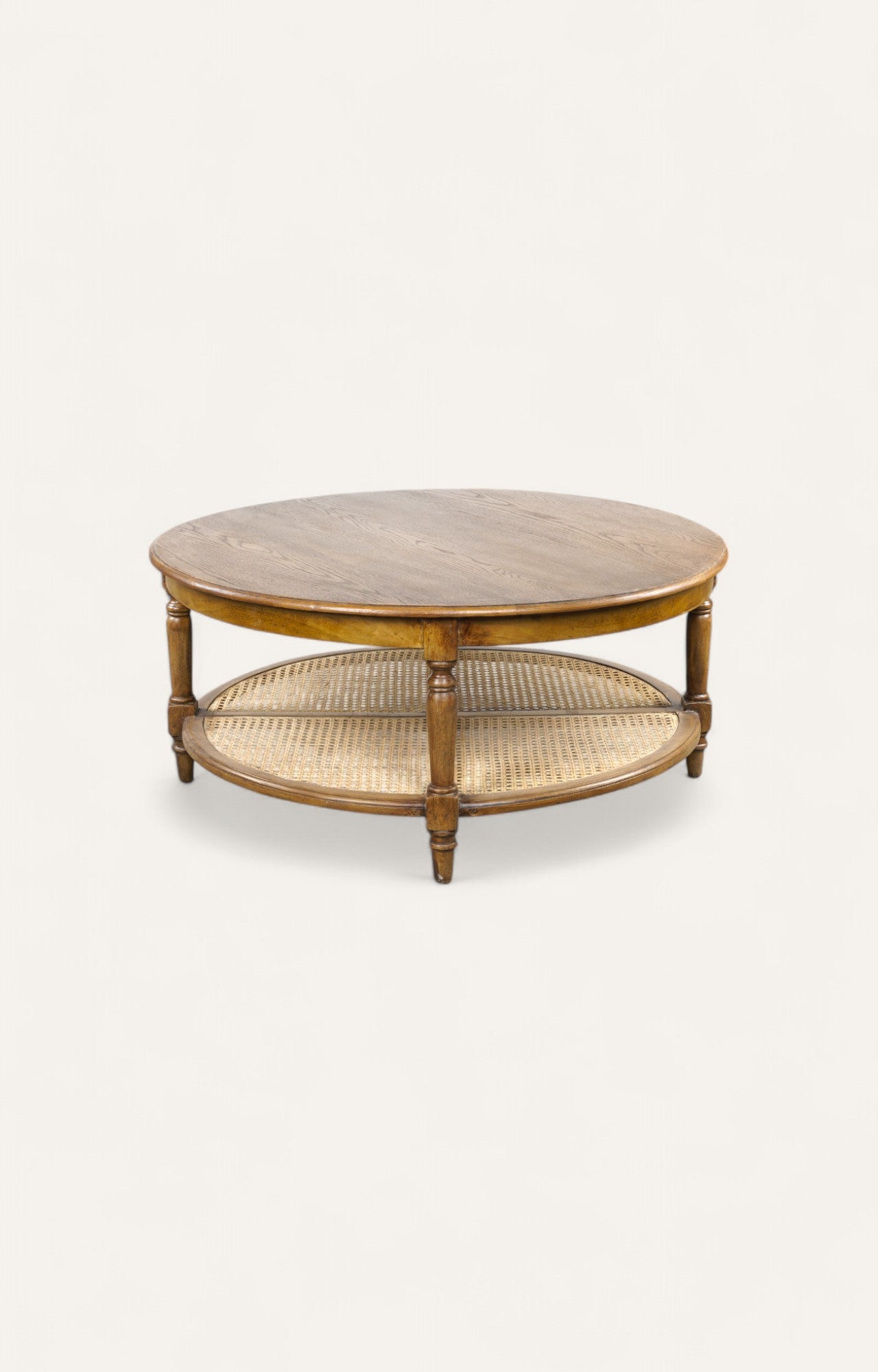 Round legged table