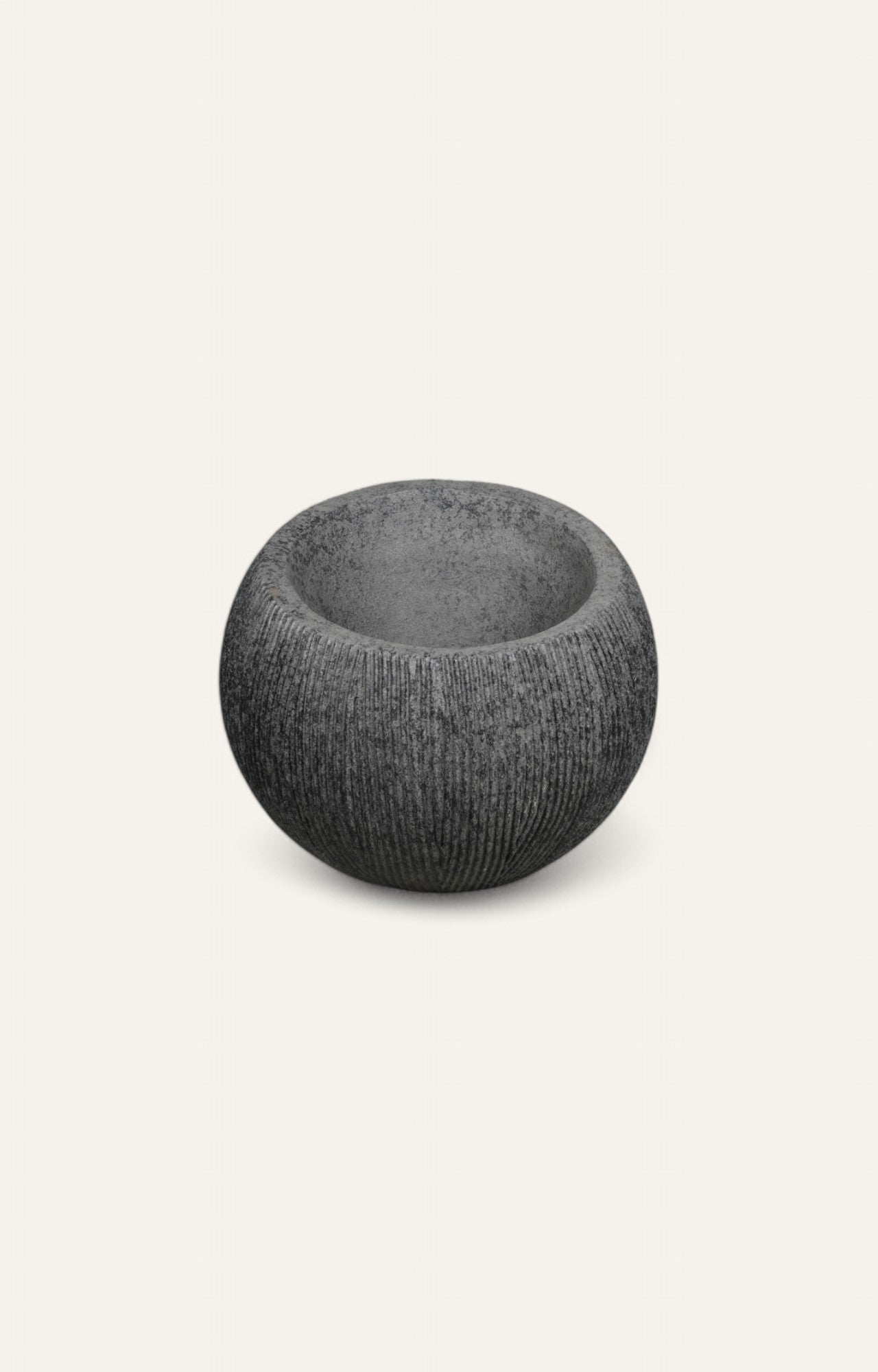 Ribbed Sphere Planter Big