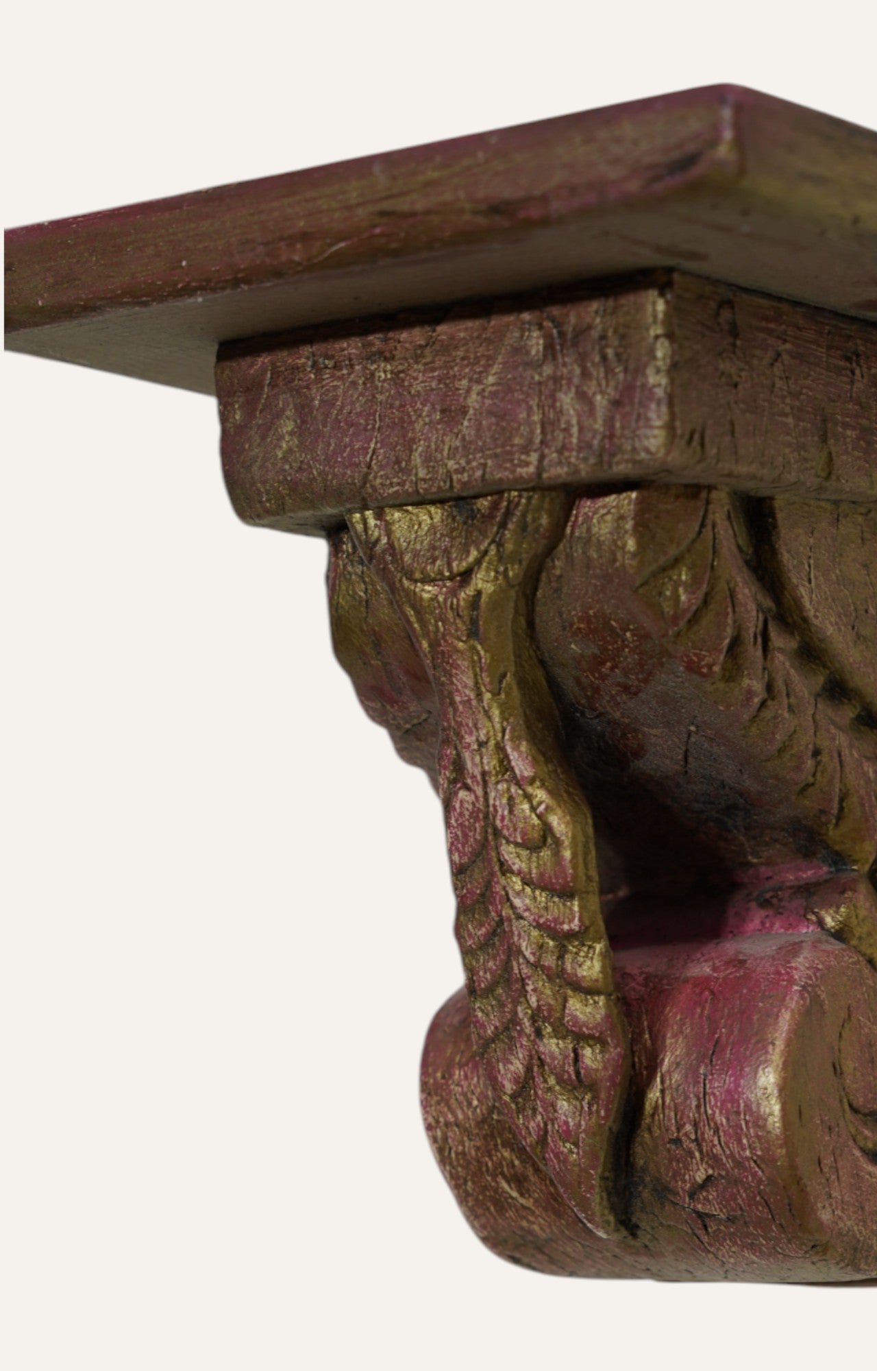 Vintage Wooden Leaf Design Wall Bracket