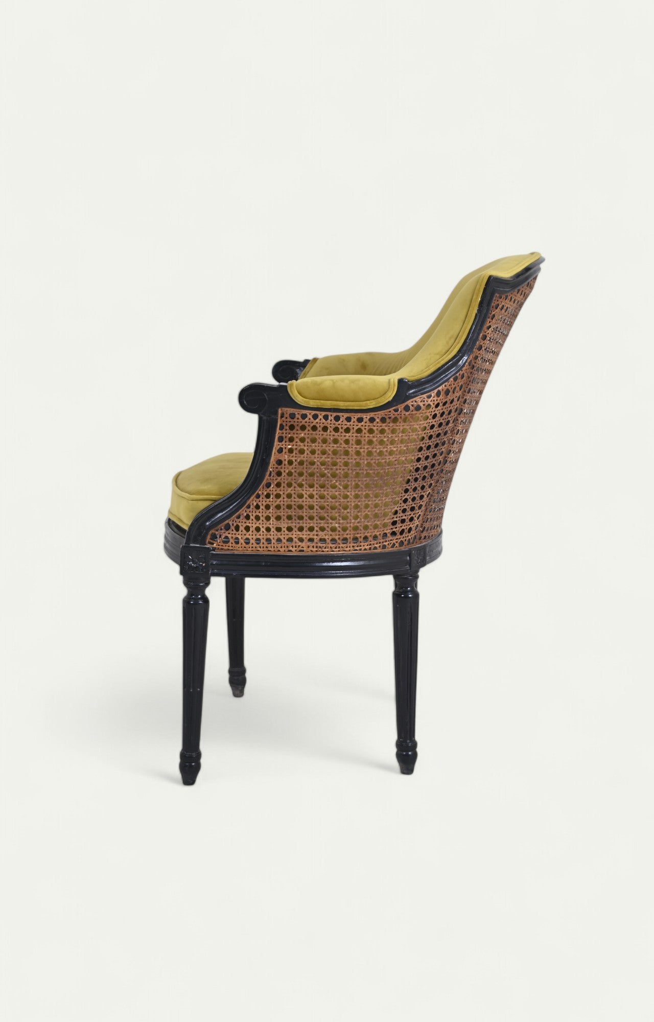 Classic Rattan Arm Chair