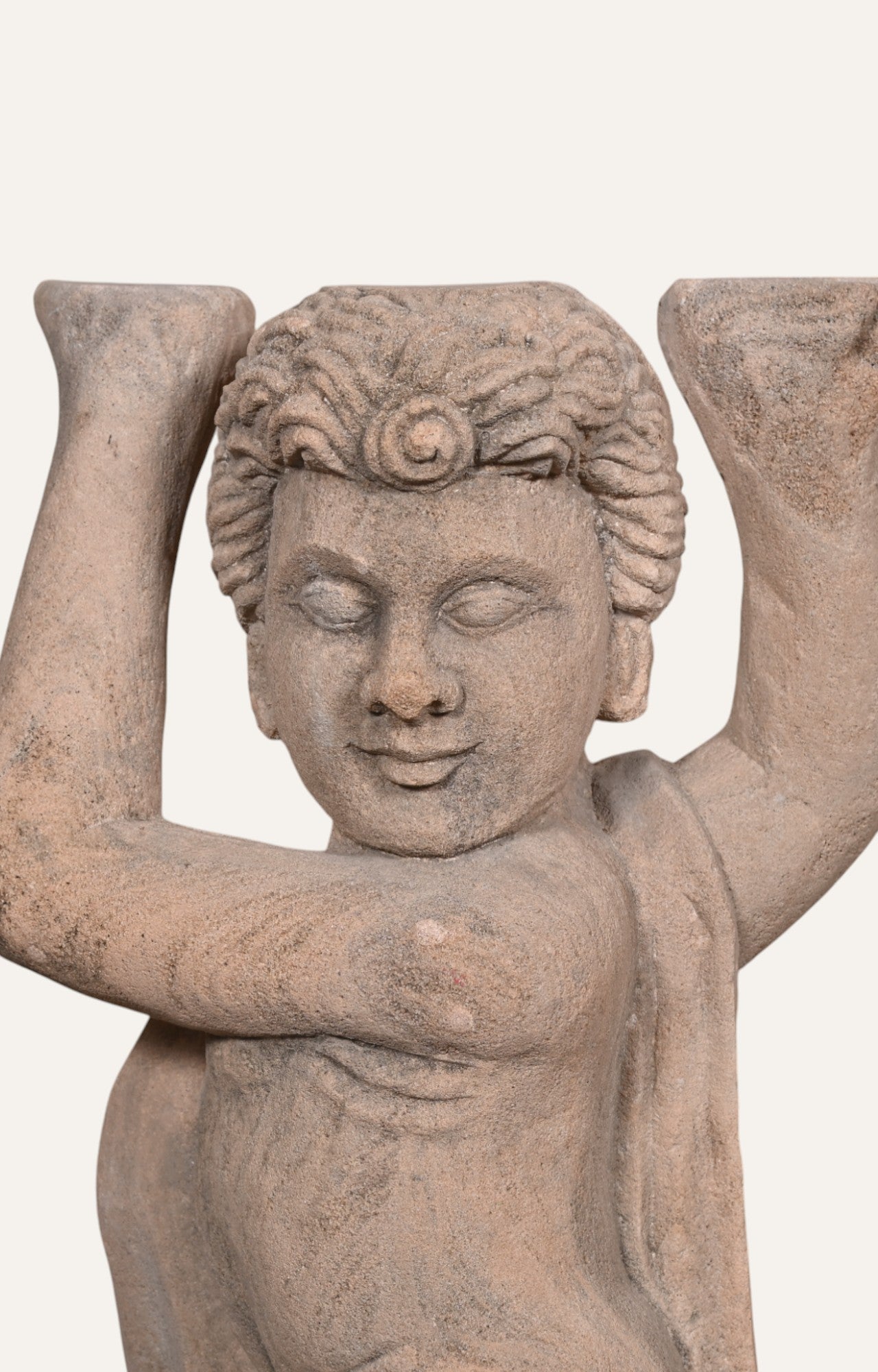 Oprah Sandstone Statue