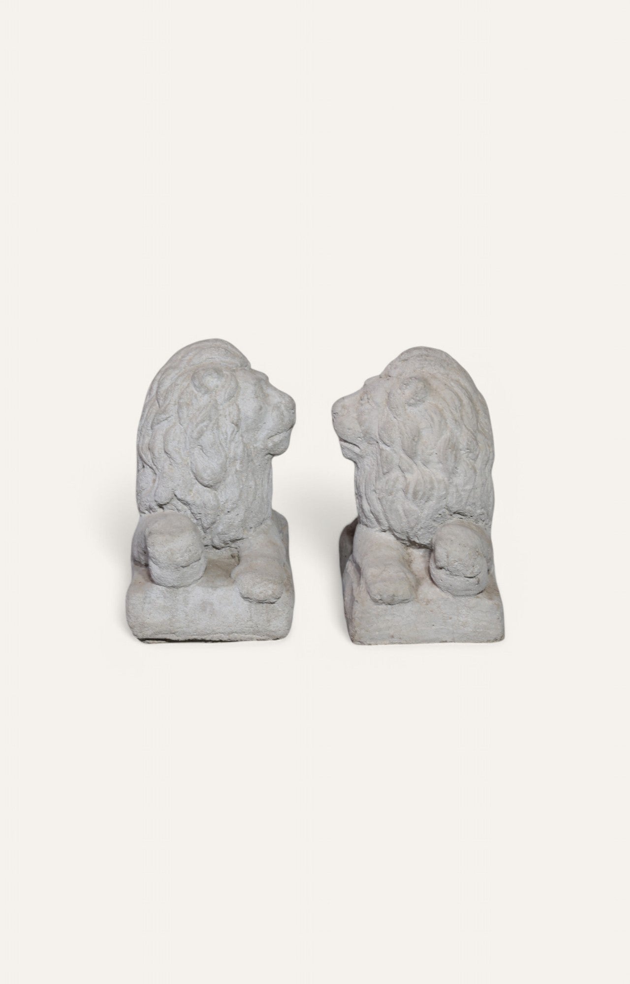 Set of 2 Grand Lions Sculpture for Entryways