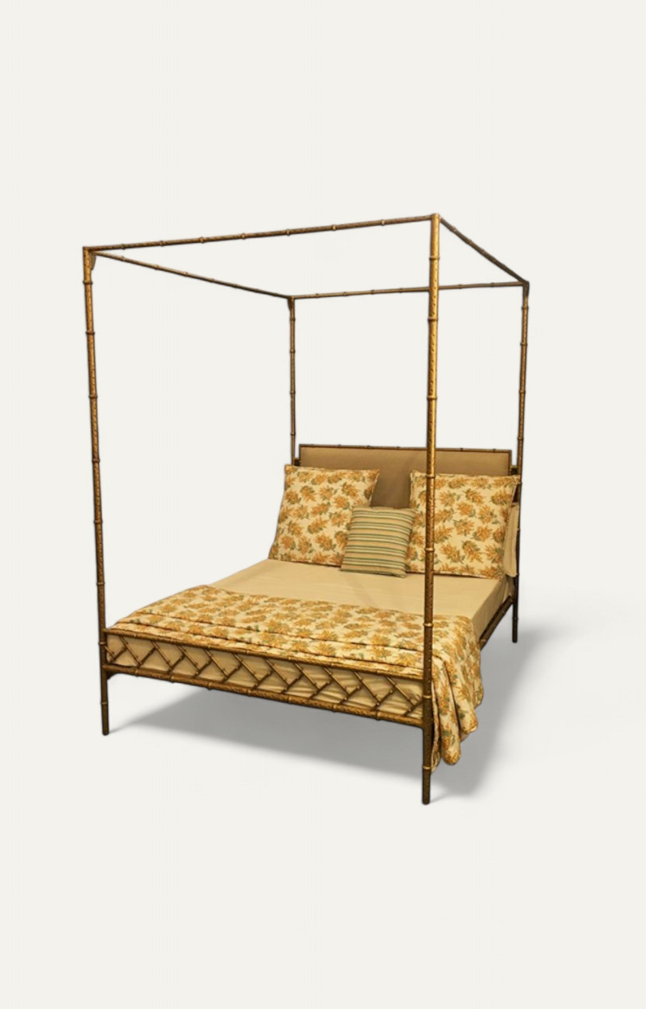Four Poster bed