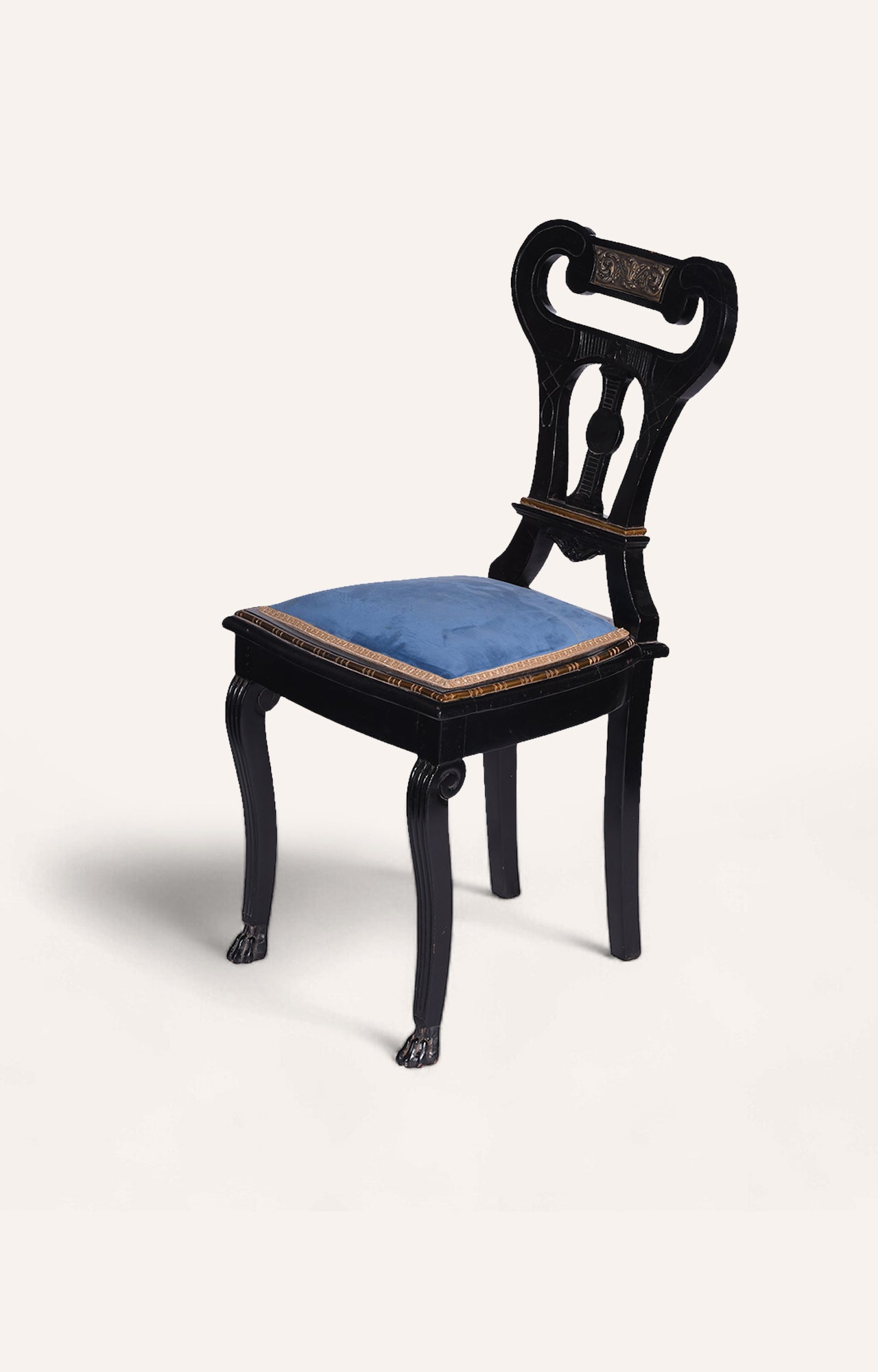 Dainty upholstered chair