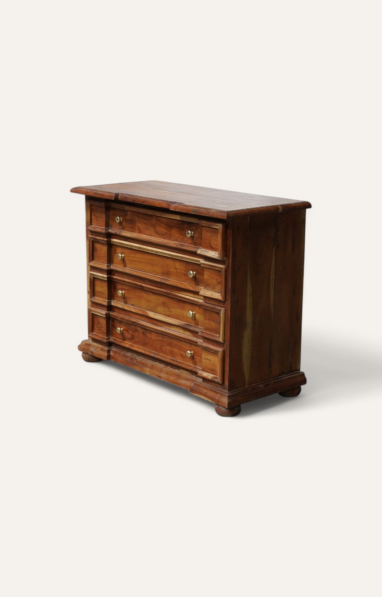 Chest of Drawer