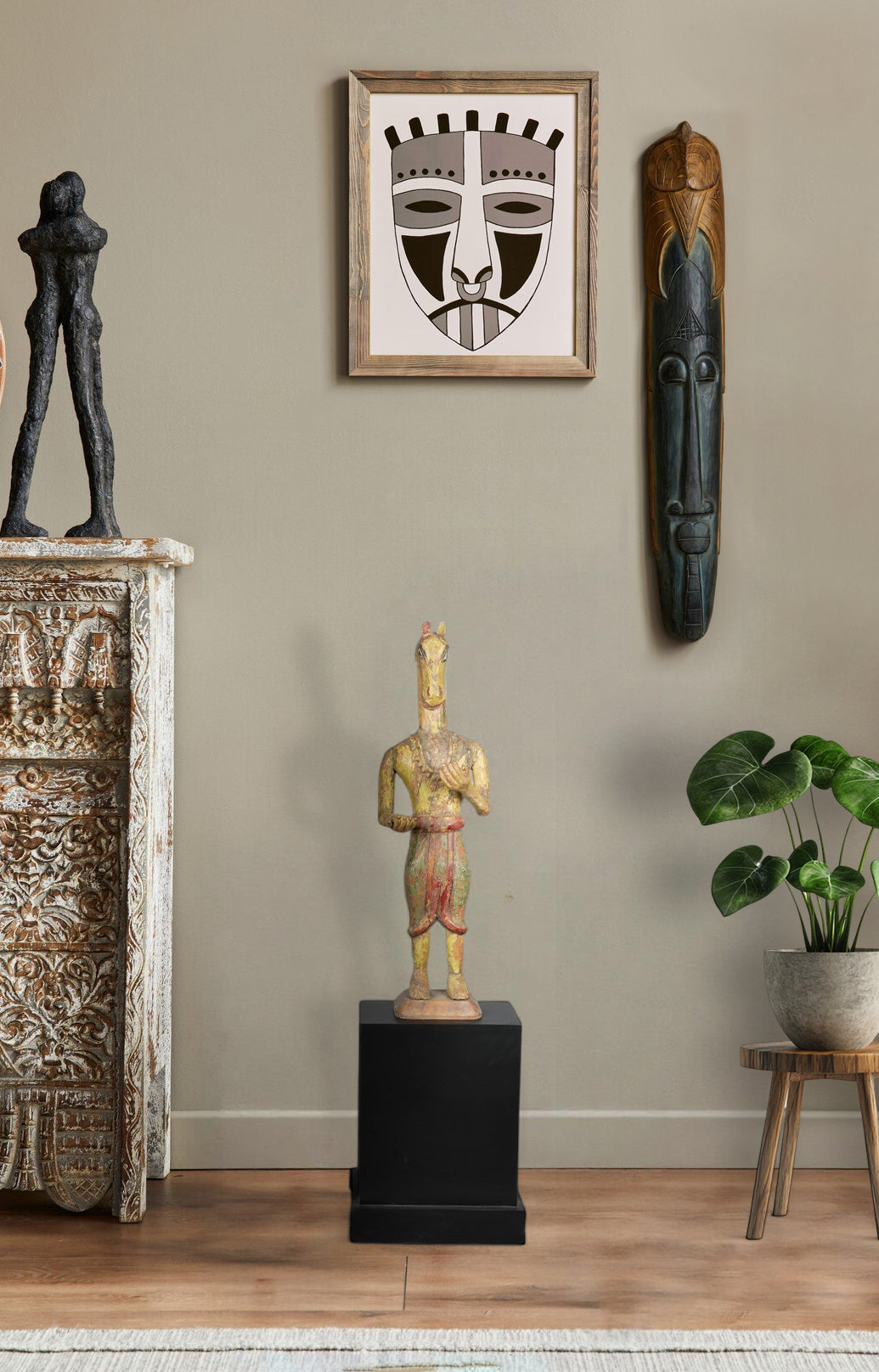 Ethnic Wooden Dwarpal Statue Set – Traditional Decorative Showpieces