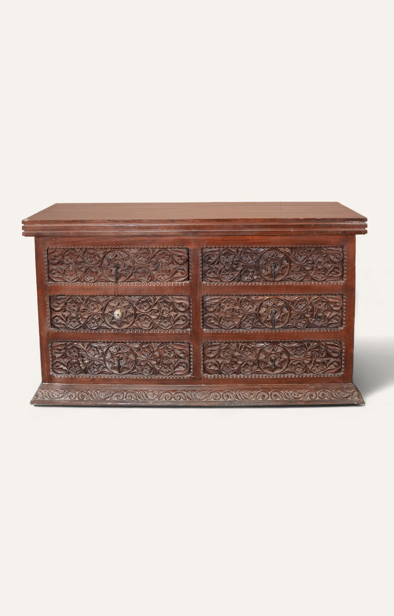 Traditional Floral Chest of Drawers