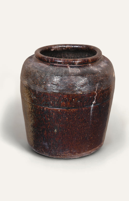 Vintage Chinese Water Pot