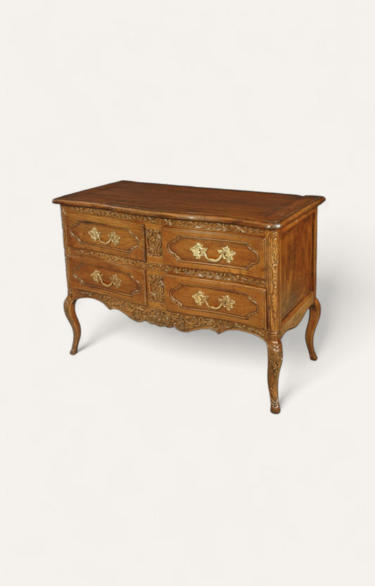 A French Provincial 18'th Century Chest of Drawer