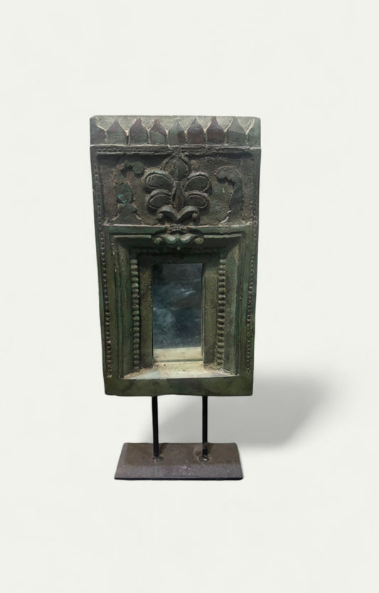 Rustic Floral Wooden Column with Mirror