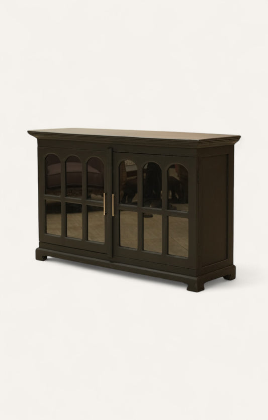 Scalloped Cabinet with Glass Shutter