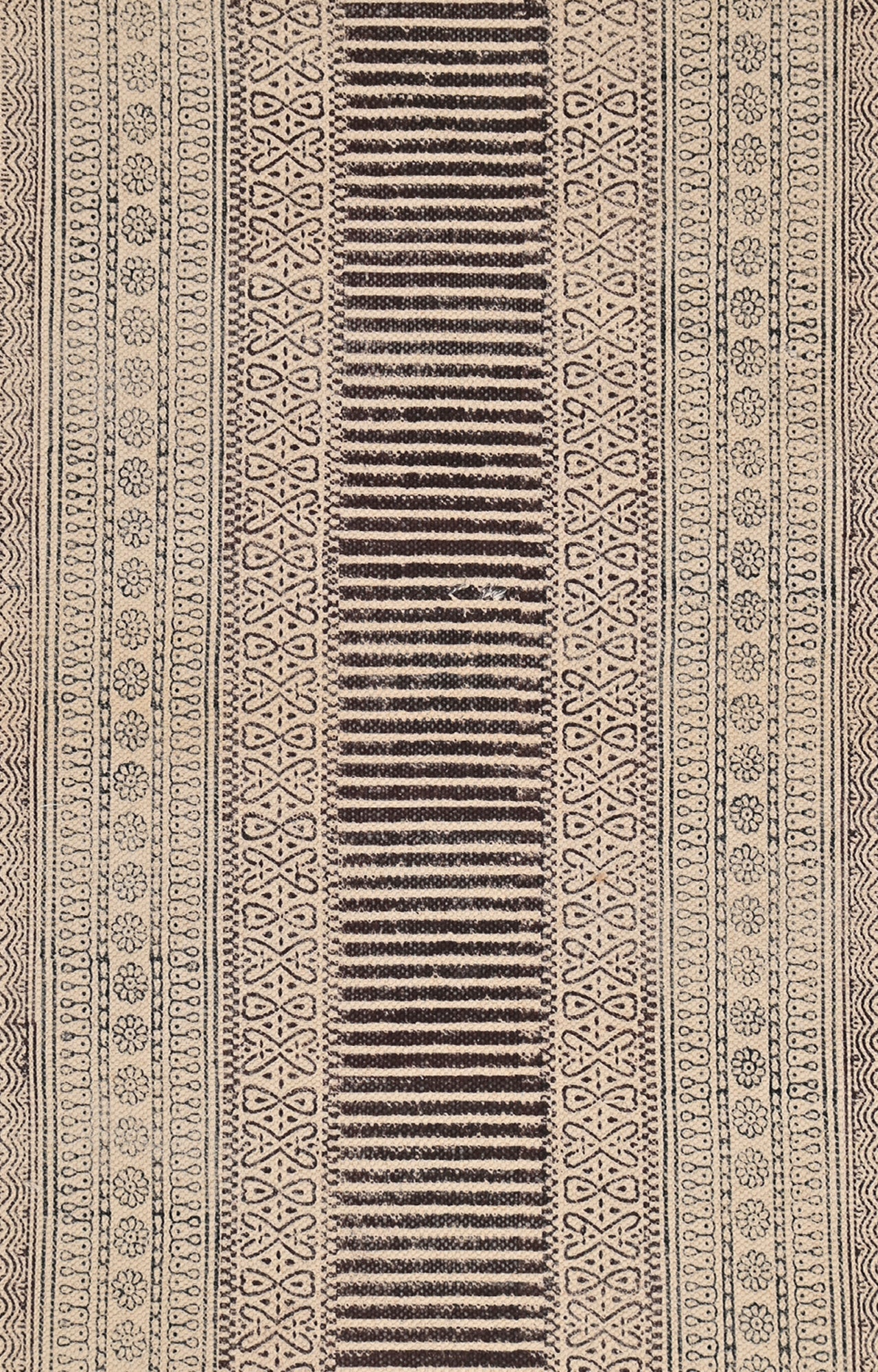 Textured Striped Cotton Rug in Beige & Black