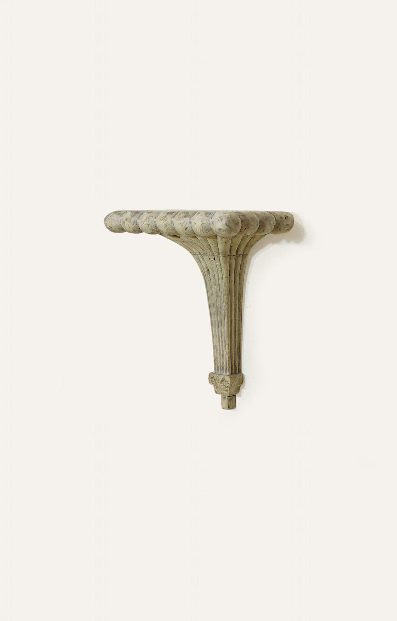 Fluted Wooden Wall Bracket