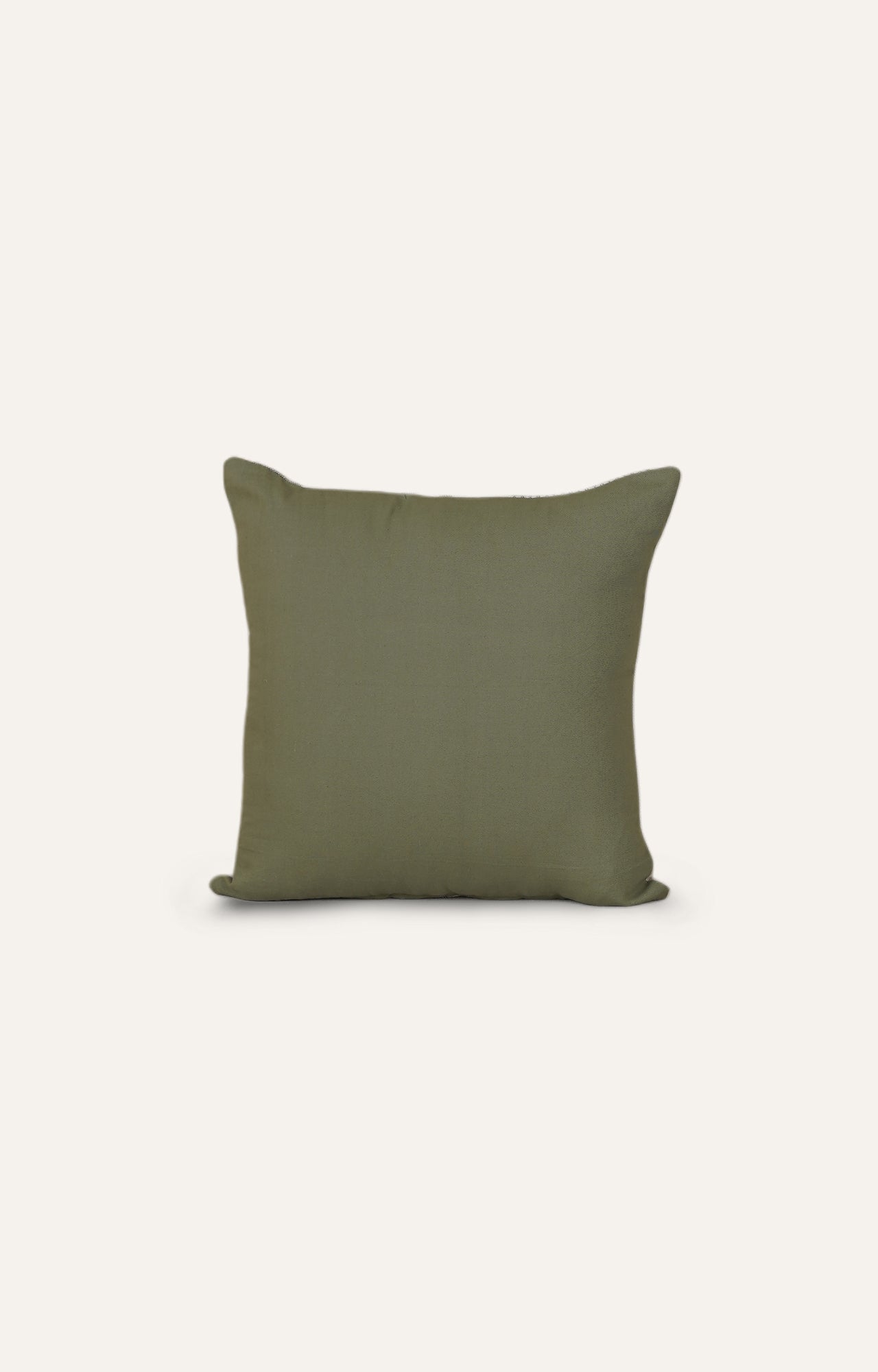 Bold and Beautiful: Linen Cushion Cover
