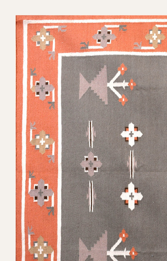 Woolen tribal Pattern Rug