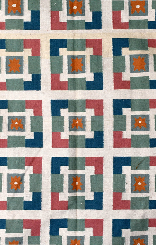 Woolen Geometric grid Rug