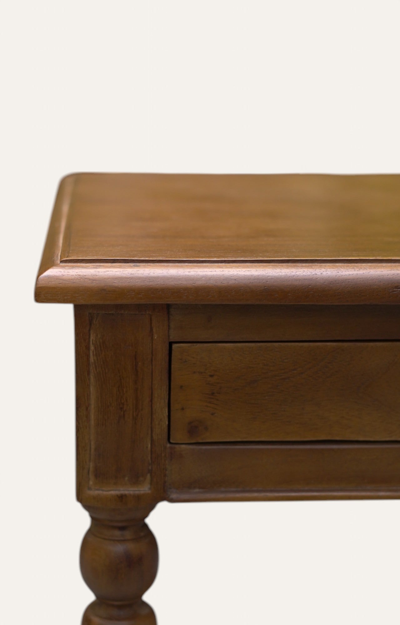 Classic Rattan Night Stand