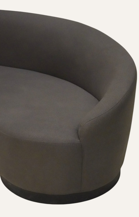 Serpentine Sofa With Arm