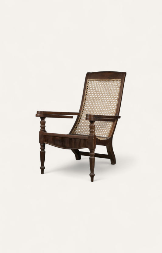 Colonial-Style Lounge Chair in Acacia Wood & Rattan