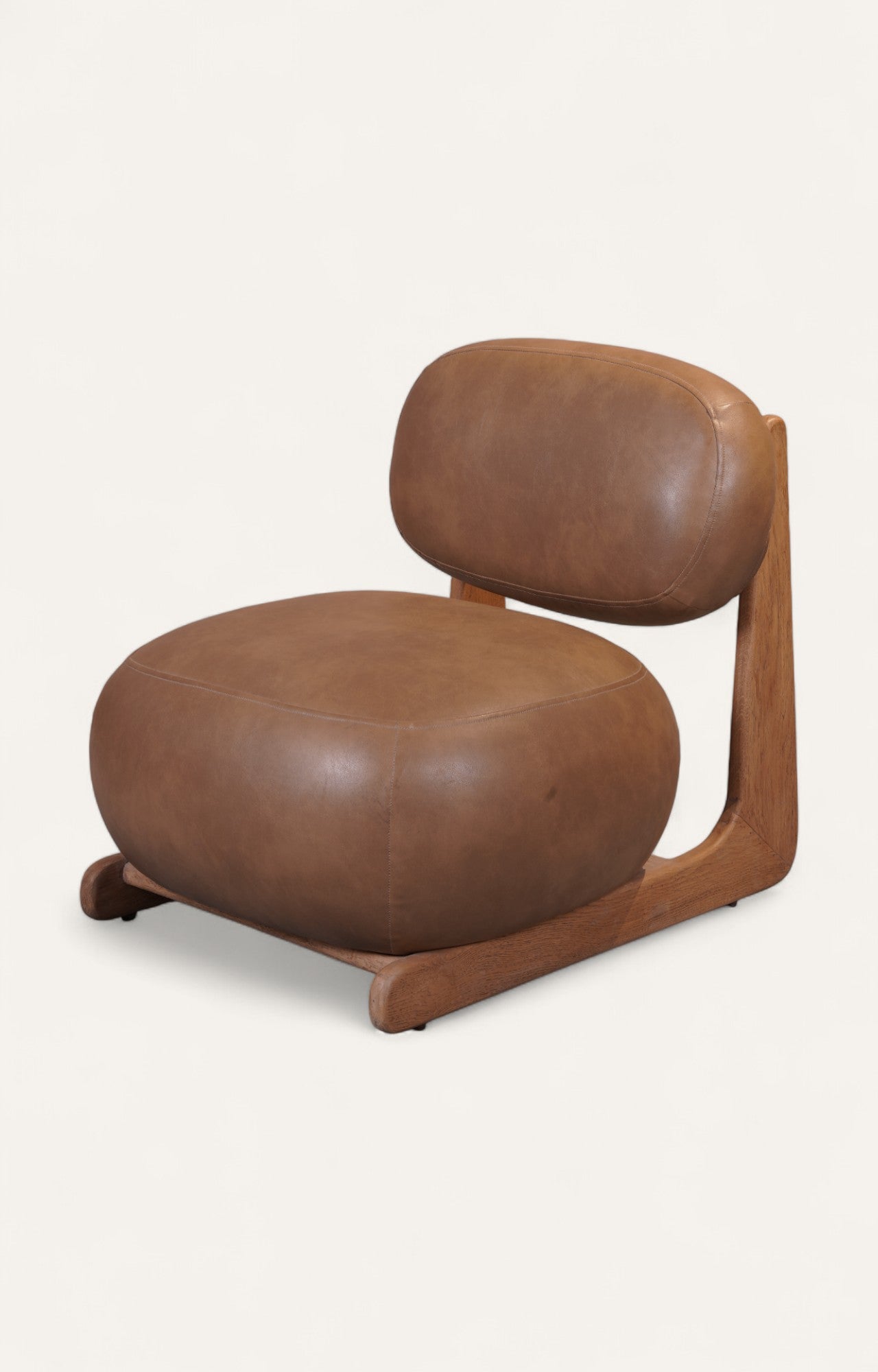 Luxury Accent Armchair in Leatherette