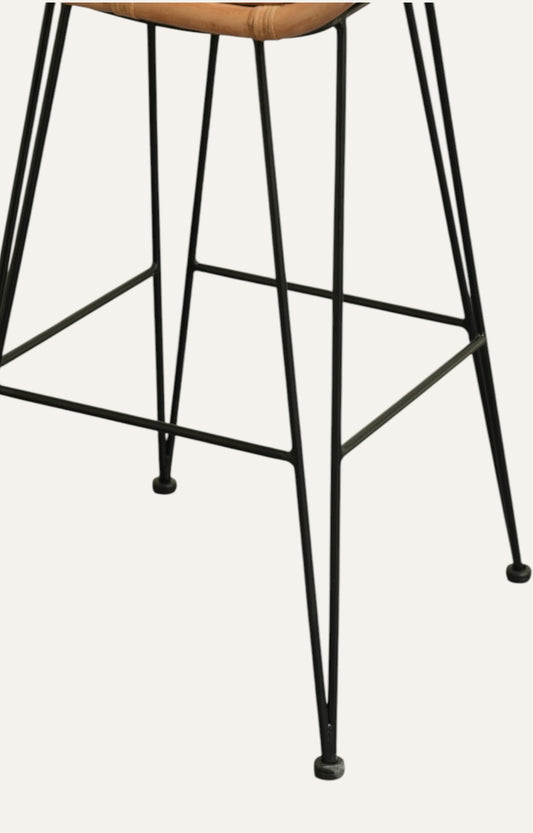 Tender Throne Rattan Bar chair