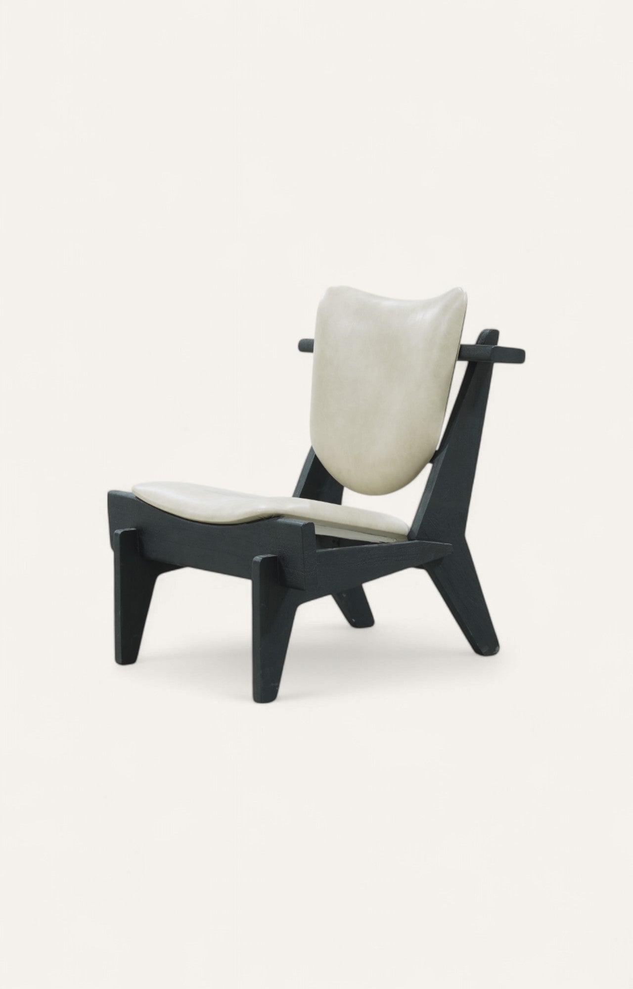 Mid-Century Black Armchair in Leatherette