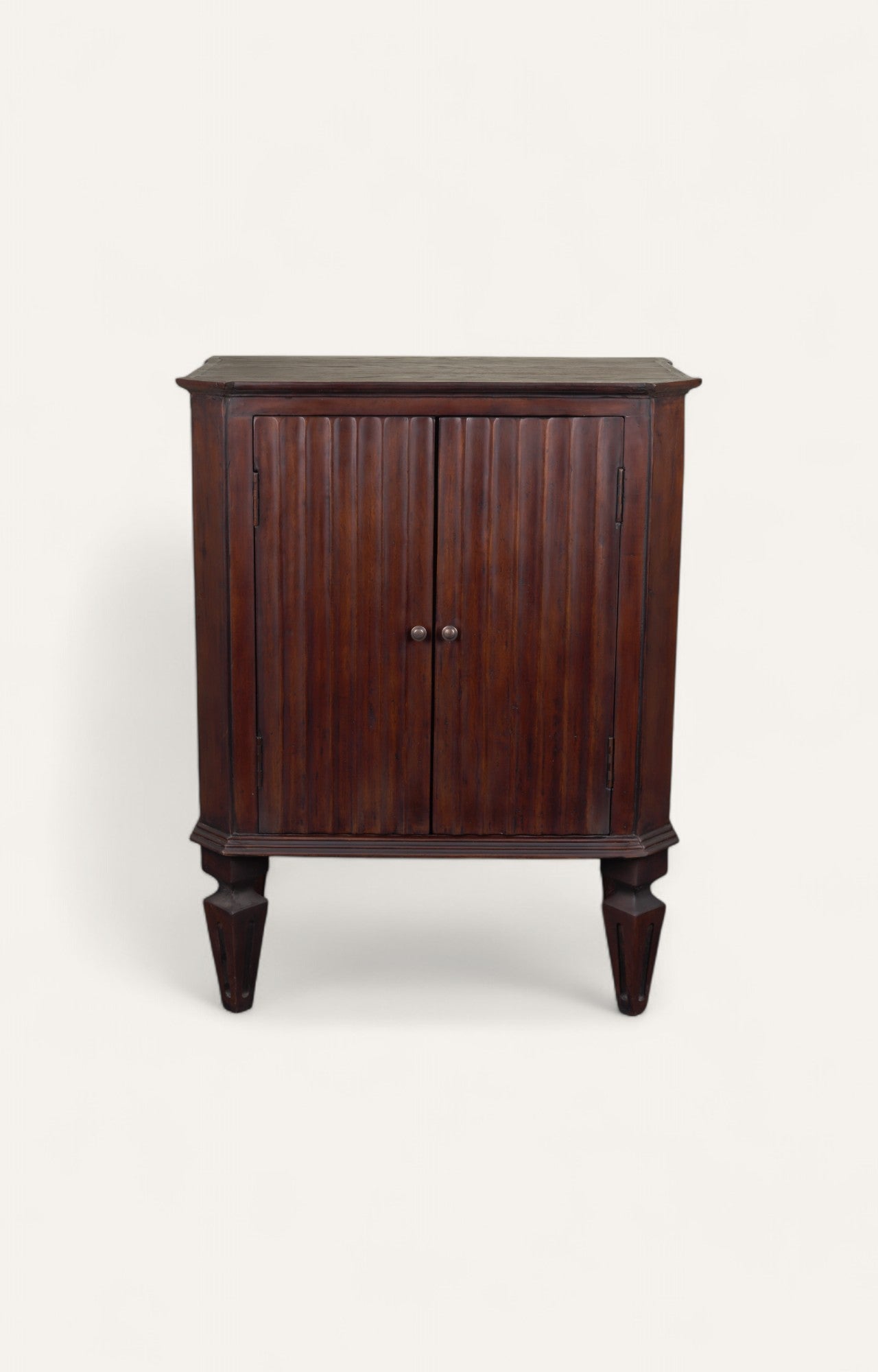 Gustavian Manor Cupboard with Reeded Doors