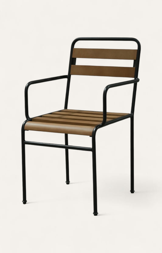 Black Metal Frame With Hammered arm Chair