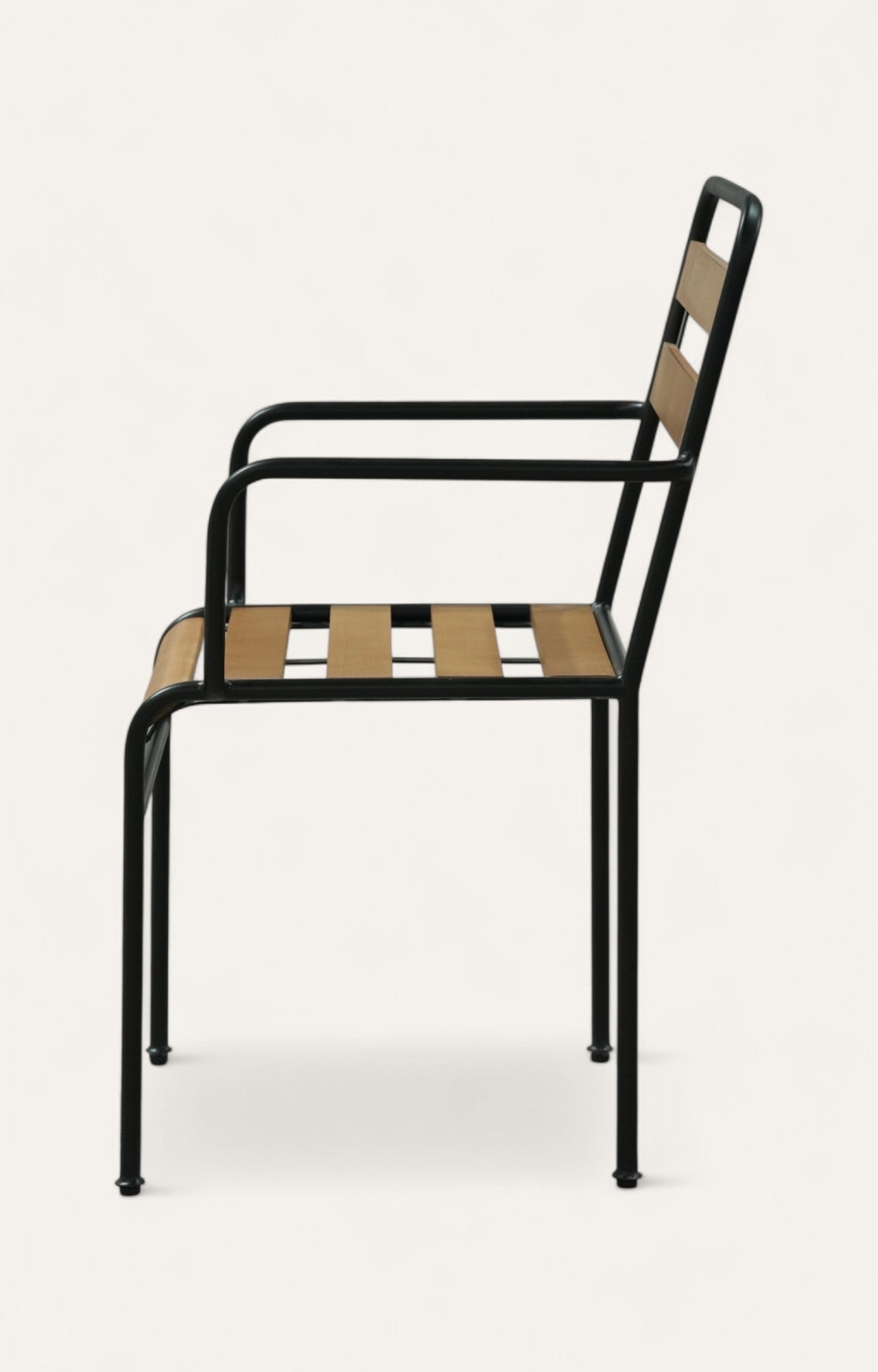 Black Metal Frame With Hammered arm Chair