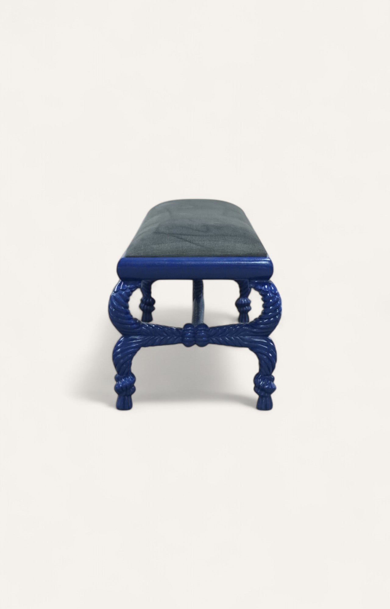 Spindle leg Upholstered Bench