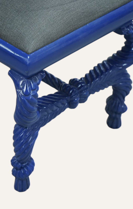 Spindle leg Upholstered Bench