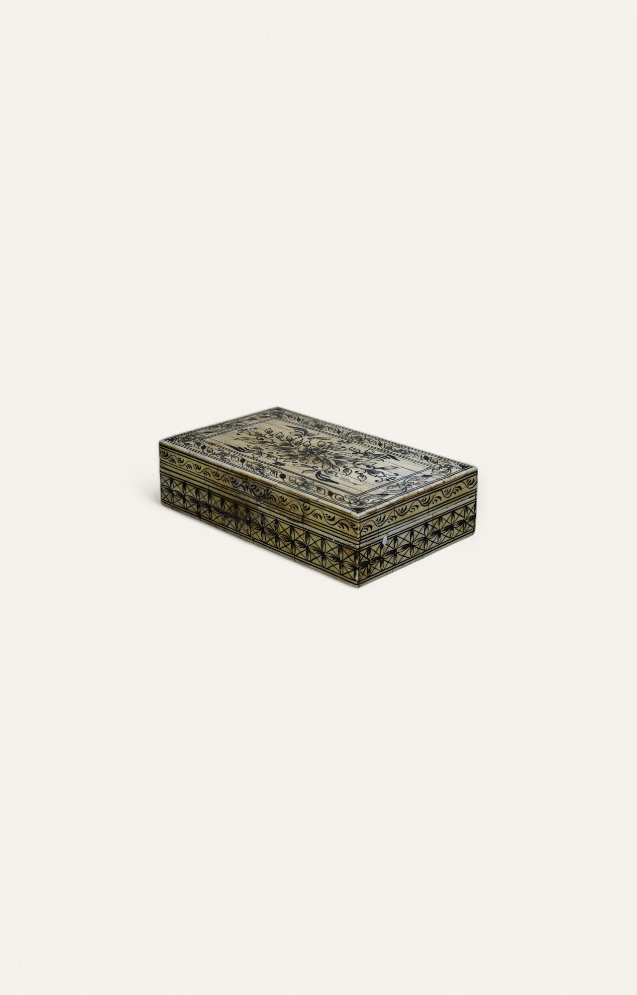 Floral Rectangle Mango Wood and Bone Antique Jewelry Box