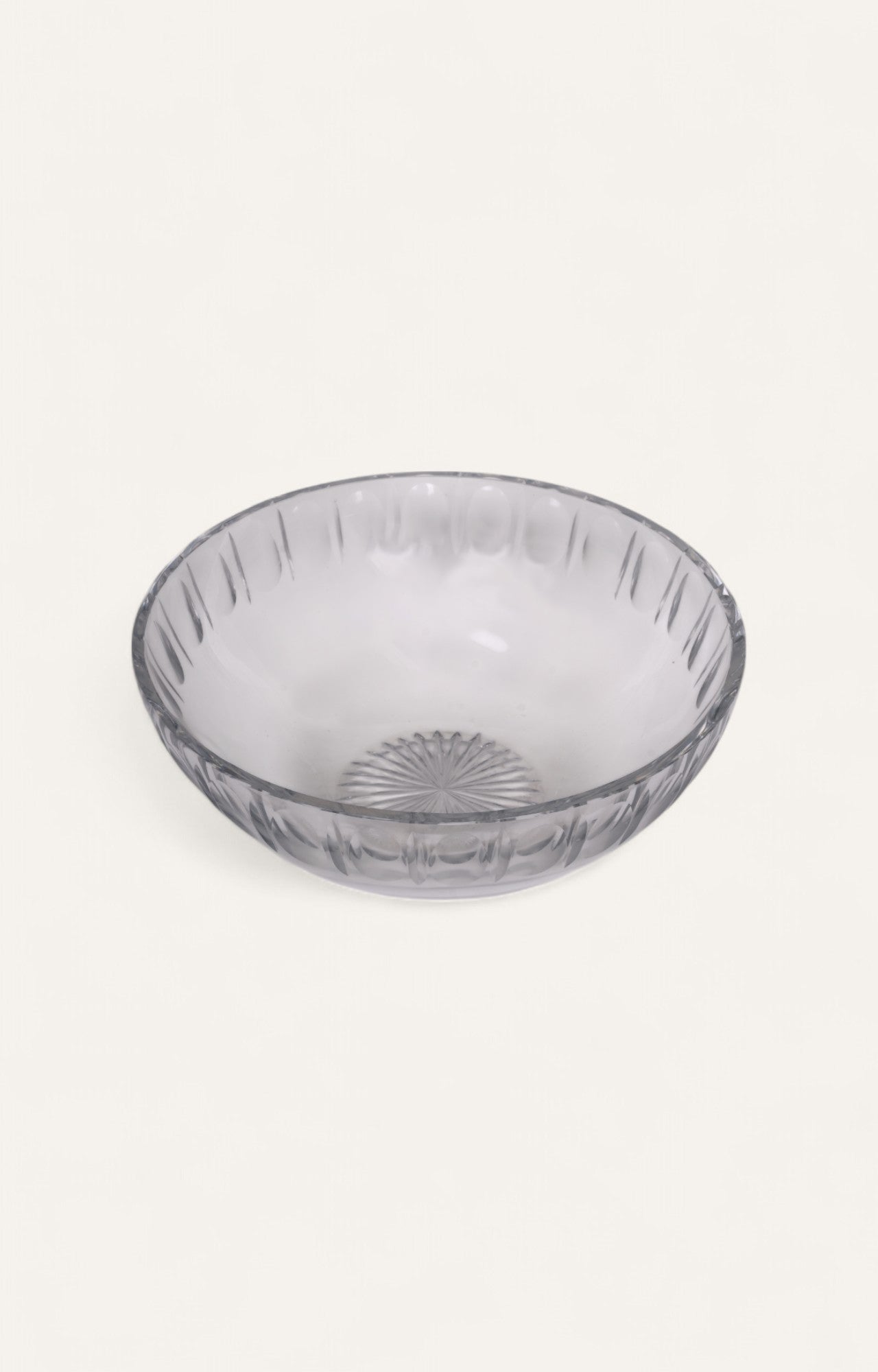 Mid-century style fruit bowl with elliptical etched glass detailing.