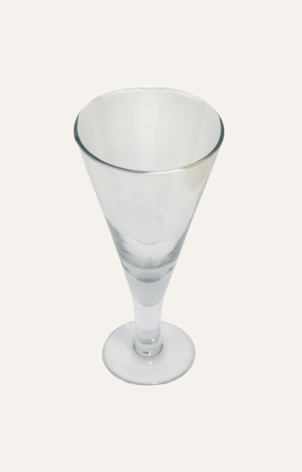 Gaia transparent wine glass