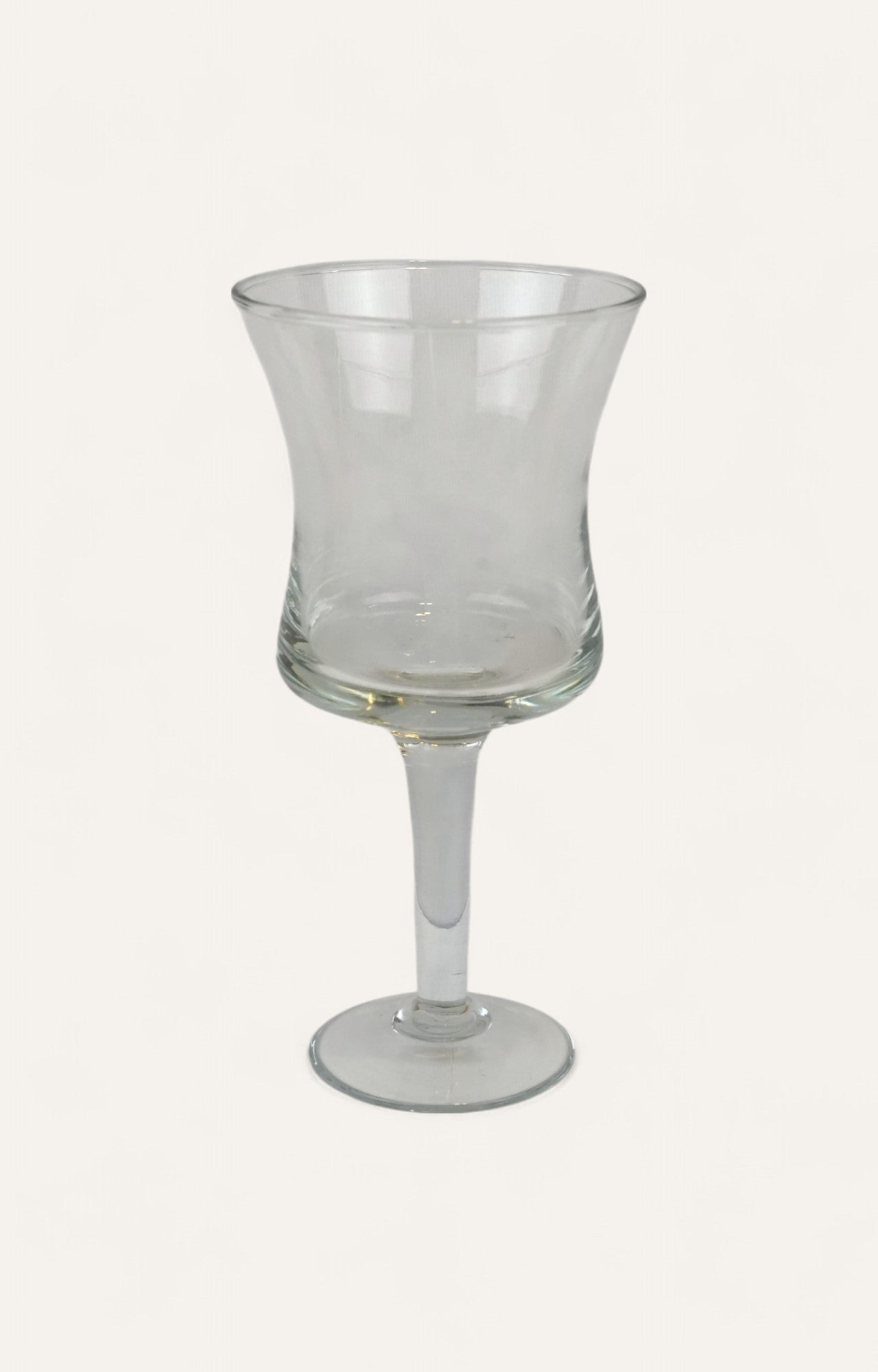 Caelia wine glass