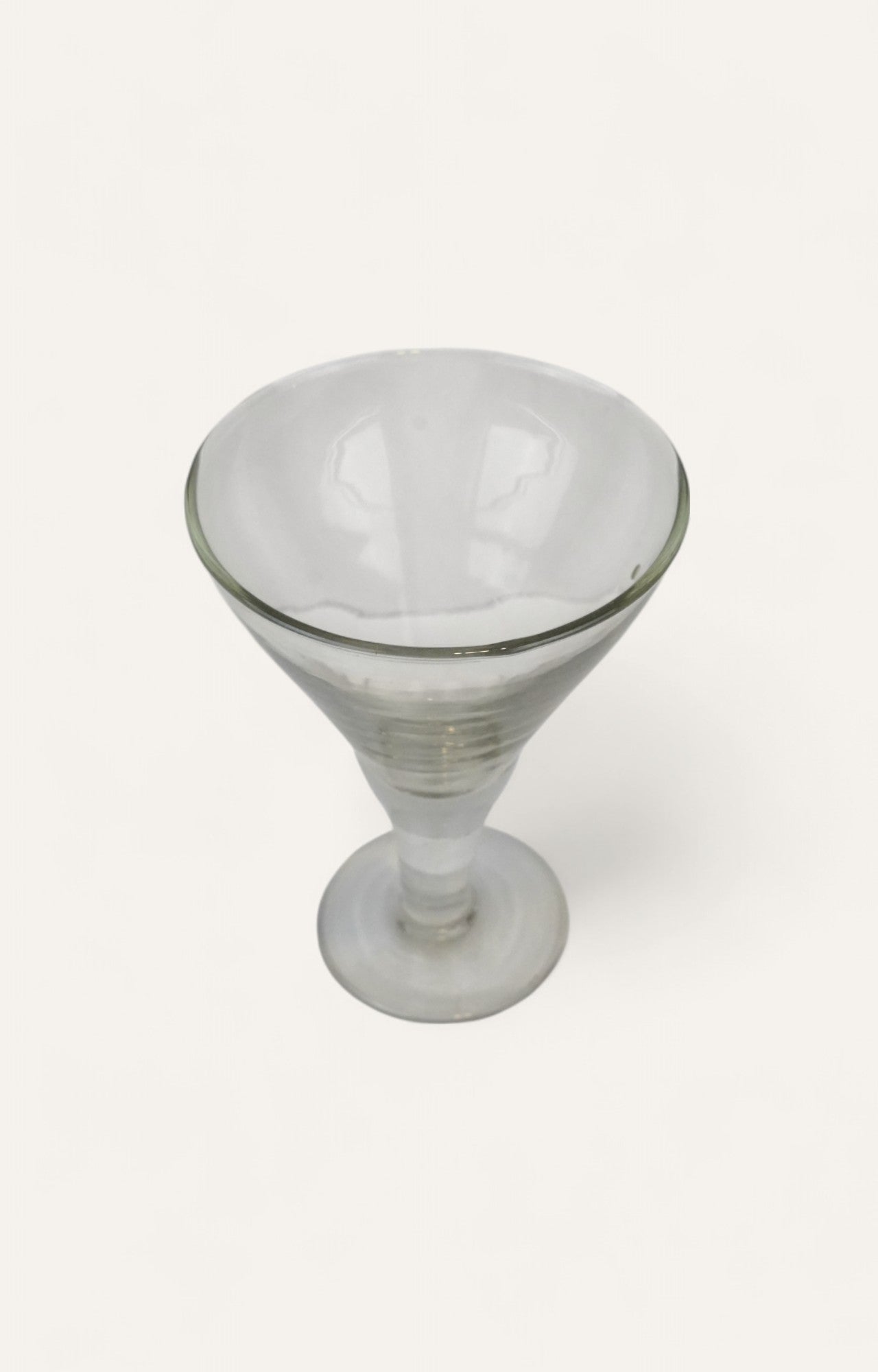 Elysia wine glass