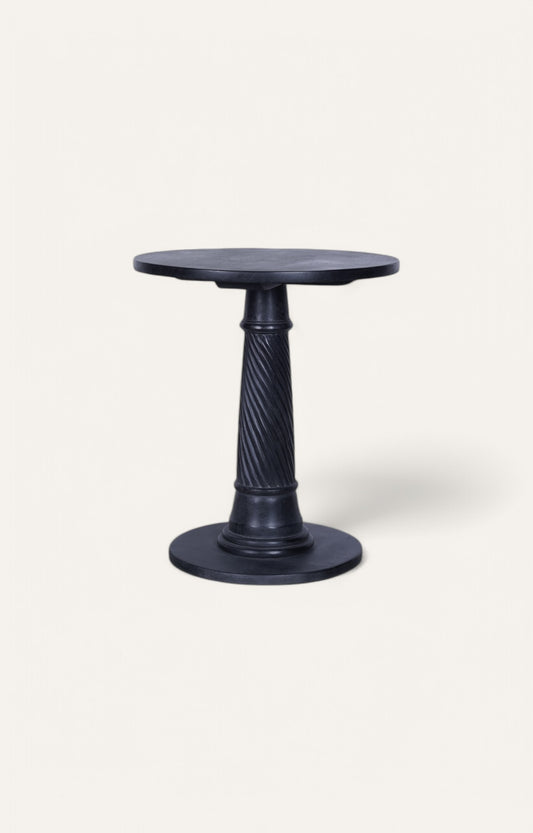 Fluted center leg side table