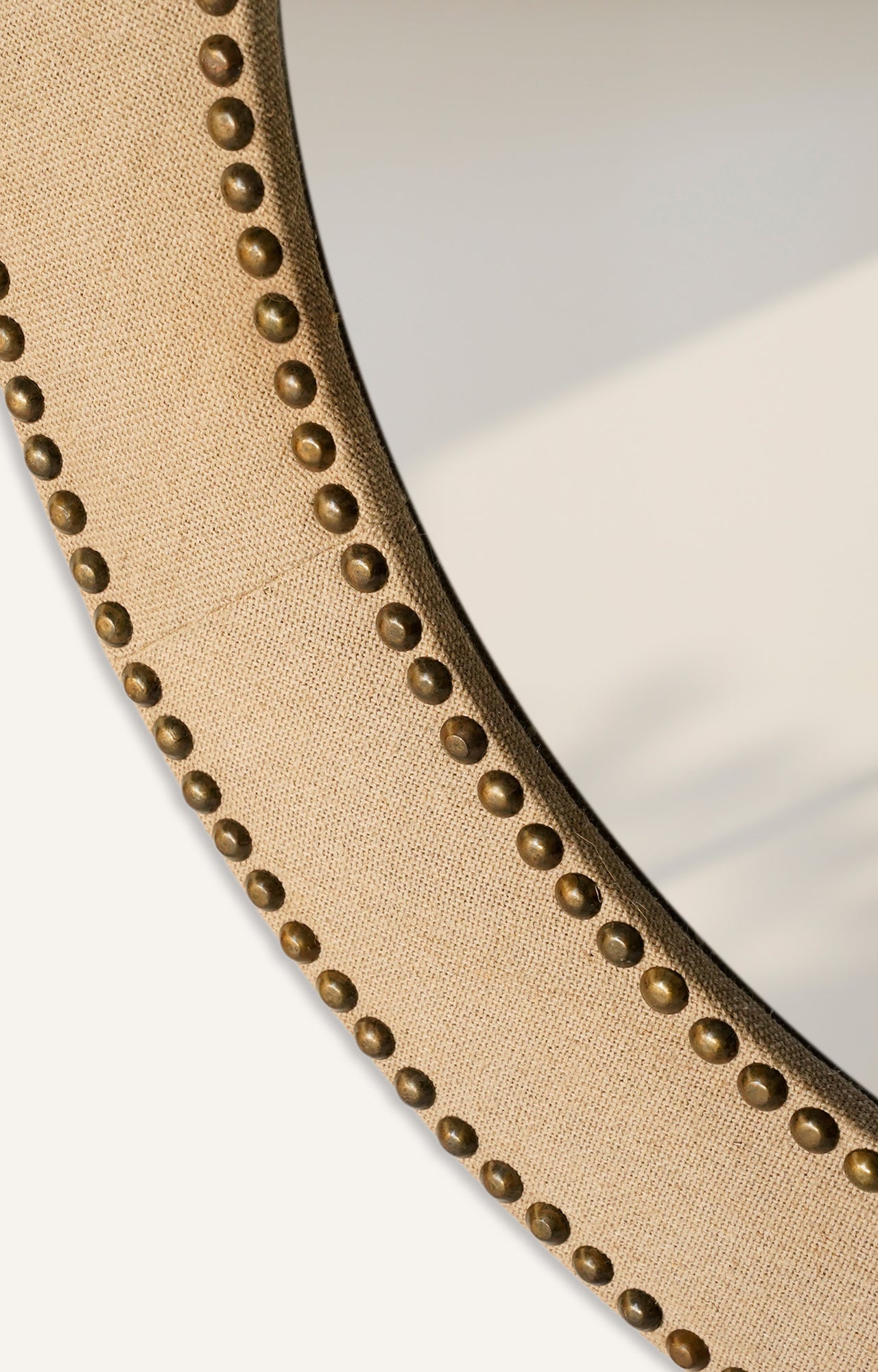 Linen With Studded Frame